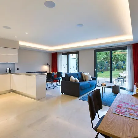 Apartment Luxury Garden 2br In The Development Of Cap D'antibes-juan Les Pins *
