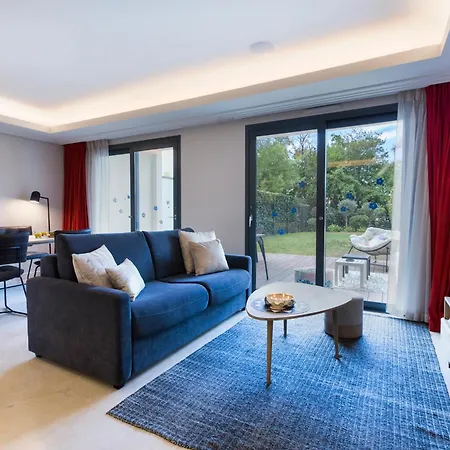 Luxury Garden 2br In The Development Of Cap D'antibes-juan Les Pins Apartment *